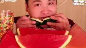 网红吃瓜表情图片大全,趣味横生的表情包盛宴  第2张